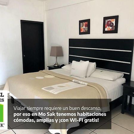Hotel & Suites Mo Sak Tapachula Bagian luar foto