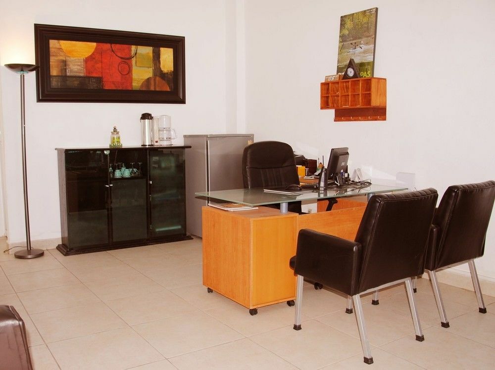 Hotel & Suites Mo Sak Tapachula Bagian luar foto